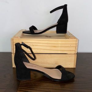 Women’s black block heels NWOT